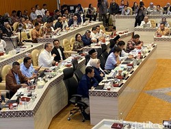 Menkes Curiga Tak Ada Uang buat Penerima Bantuan BPJS, Purbaya: Banyak!