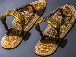 Sandal Firaun Berumur 3.300 Tahun Ungkap Kekuasaan Tutankhamun