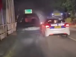 Kronologi Mobil Dirusak Massa di Kediri Ternyata Pelaku Tabrak Lari