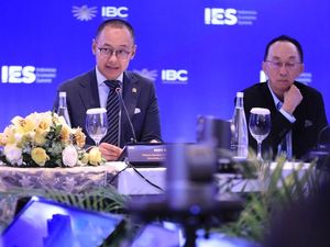 Waka MPR: Hasil Survei Buktikan Kebijakan Presiden On The Right Track