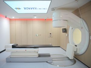 MRCCC Siloam Operasikan CT-LINAC Pertama di ASEAN, Apa Keunggulannya?