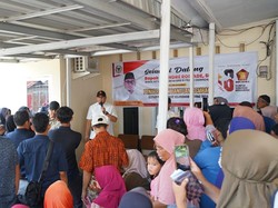 Andre Rosiade Bagikan Sembako-Ungkap Progres Pembangunan di Batung Taba