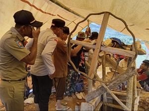 Warga Serbu Lahan Mengandung Emas, Heboh Video Asusila Mahasiswa KKN