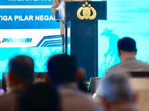 Video Kapolri Awasi Pasar Modal dari Praktik Saham Gorengan