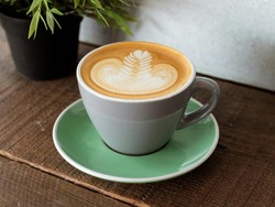 10 Nama-nama Menu Kopi di Cafe Terpopuler, Long Black hingga Cold Brew