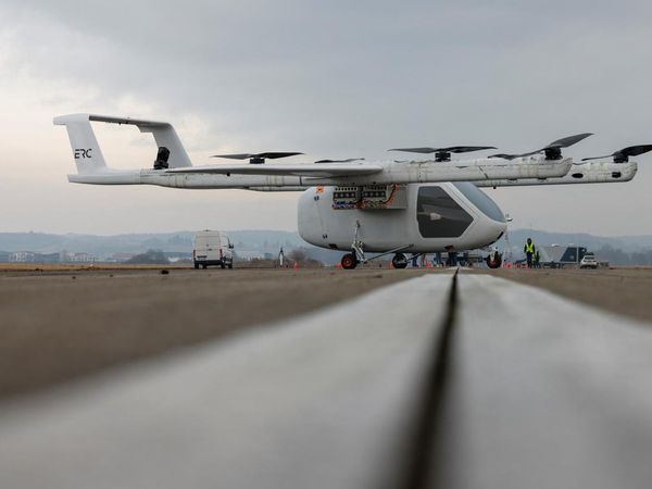 Pesawat Listrik Romeo Debut Terbang di Jerman