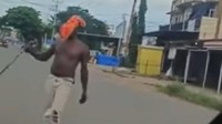 Pria Mabuk Ancam Pengendara Pakai Parang di Jalan Merauke Ditangkap