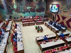 Rapat di DPR, Wakil Rektor Undip Curhat Mahasiswa 3T Sering Hilang