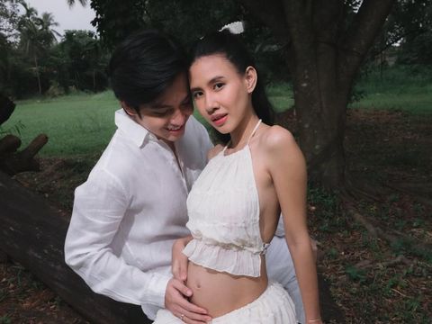 Shenina Cinnamon Hamil Anak Pertama.