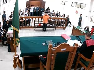 Penganiaya Guru di Trenggalek Divonis 6 Bulan Penjara