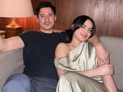 Gimana Rasanya Punya Suami Nino Fernandez, Steffi Zamora?