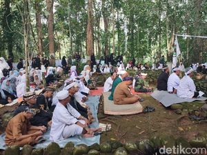 Video: Mengenal Tradisi Ngembang Jelang Ramadan di Ciamis