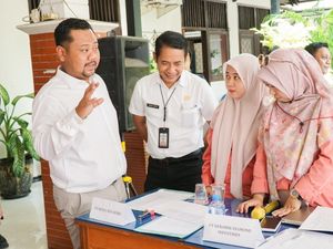 Antusiasme Warga Gresik Ikut Job Fair, Bupati: Kita Terus Fasilitasi