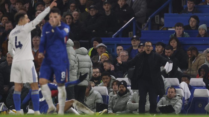 Fokus Chelsea, Fokus....