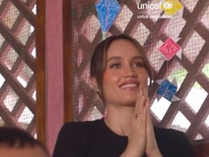 Cerita Pilu Cinta Laura Lihat Korban Banjir Aceh