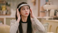 Potret Jisoo BLACKPINK Jadi Workaholic, Kencan Virtual di Boyfriend on Demand
