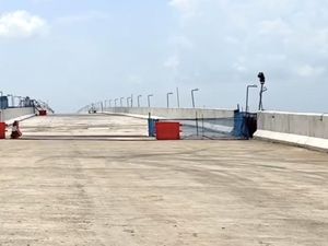 Tinjau Tol Kapalbetung dengan AHY, Ratu Dewa: Optimis Dongkrak Ekonomi