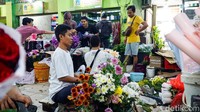 Pasar Bunga Rawa Belong Jelang Valentine, Pengunjung Membeludak, Harga Mawar Meledak