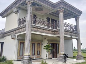 Penampakan Rumah Mewah Bos Ayam Petarung Nganjuk Digerebek Kasus Sabu