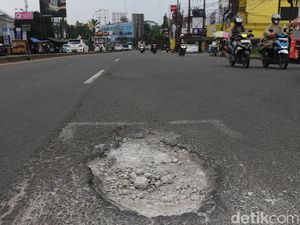 Penanggung Jawab Jalan Rusak Bisa Dipenjara, Ini Undang-Undangnya