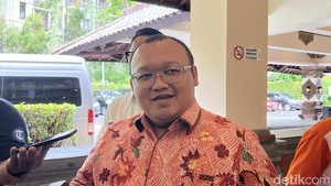 PDIP Dibilang Abu-abu, PKS Ungkit 10 Tahun Jadi Opsisi Era Jokowi