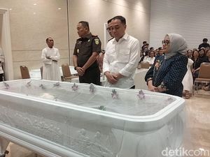 Eri Cahyadi Kenang Adi Sutarwijono sebagai Pemimpin Sejati Surabaya