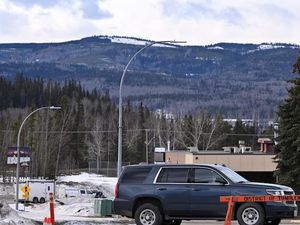 Dunia Hari Ini: Polisi Identifikasi Pelaku Penembakan di Sekolah Kanada