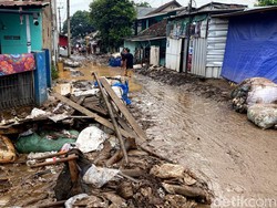 Luapan Sungai Cisunggalah Picu Banjir 3 Jam di Majalaya Bandung