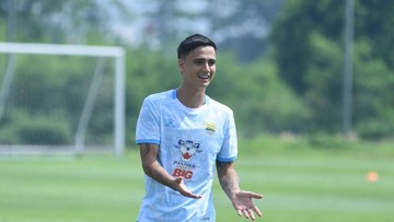 Bojan Hodak Ungkap Cedera Eliano Reijnders Tak Serius