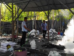 Polisi Babel Gerebek Gudang Peleburan Timah Ilegal, Pemilik Diamankan