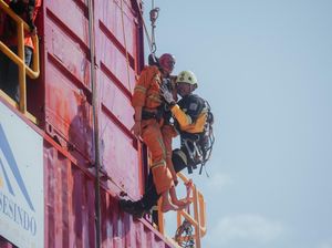Konsistensi Grup Merdeka Bangun Sistem Keselamatan Kerja