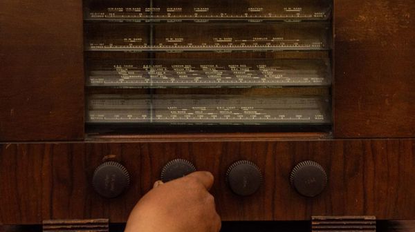 Putar Kenangan, Pameran Radio Antik Hadir di Bandung