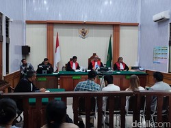 Sidang Pasutri Belanda-Rusia Petani Ganja Ditunda gegara Tak Ada Pengacara