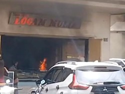 Emak-emak Bakar Toko Pakai Molotov Ternyata Pencuri, Sempat Gasak Emas Rp 2 M