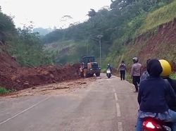 Waspada Cuaca Ekstrim, Banjir dan Longsor Terjang Tasikmalaya