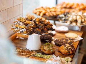 Rahasia di Balik Tekstur Lembut-Rasa Lezat Bakery & Cokelat Valentine