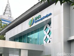 Warga 4 Hari Bolak-balik Ambil Nomor Antrean BPJS TK Makassar, Kuota 25 Orang