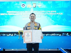 Kapolres Bogor Terima Tanda Kehormatan Satyalancana Wira Karya dari Presiden