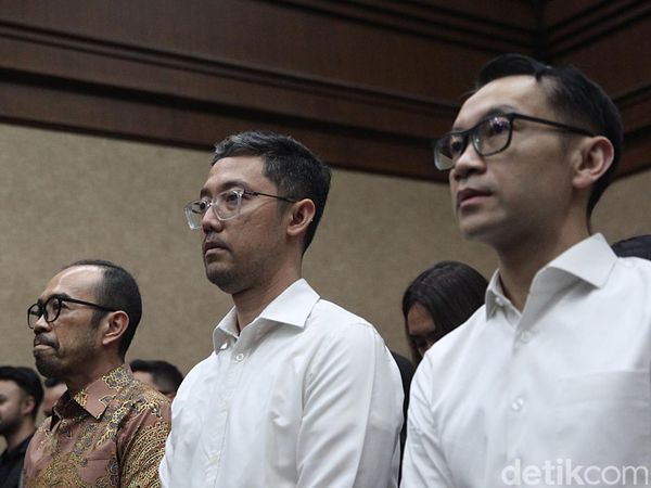 Mantan Bos Pertamina Patra Niaga Dituntut 14 Tahun Penjara