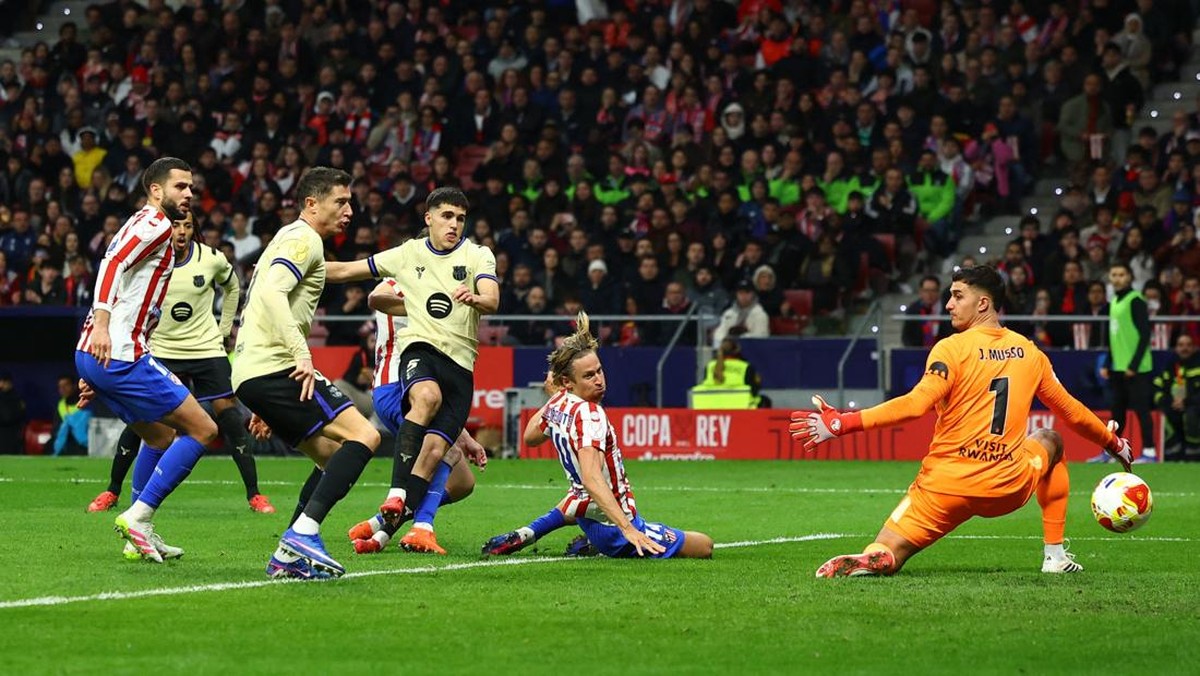 Foto: REUTERS/Albert Gea