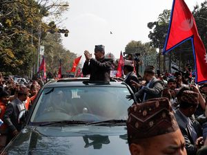 Pendukung Monarki Sambut Kedatangan Mantan Raja Nepal di Kathmandu