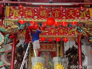 Melihat Klenteng Cokro Surabaya Sambut Imlek 2577 Kongzili
