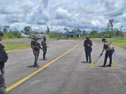 Sempat Kabur, Pilot-Kopilot Smart Air Ditangkap-Ditembak KKB di Landasan Pacu