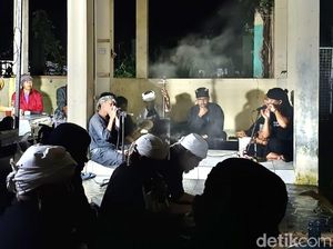 Ikan Dewa Cigugur Mati Massal, Rajah Sunda Mengalun Tengah Malam