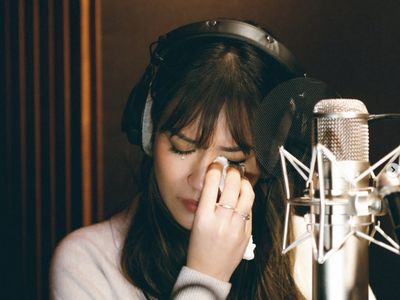 Air Mata Raisa Persembahkan Lagu Kuharap Duka Ini Selamanya untuk Ibu