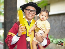 Sosok Rezzy, Wisudawan Terbaik Unpad yang Diakui Sebagai Top 2% Peneliti Dunia 2025!