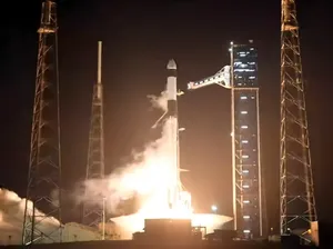 Momen SpaceX Crew-12 NASA Meluncur ke Luar Angkasa