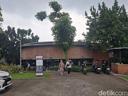 Menjelajahi Taman O, Sebuah Oase Literasi di Kawasan Cibubur