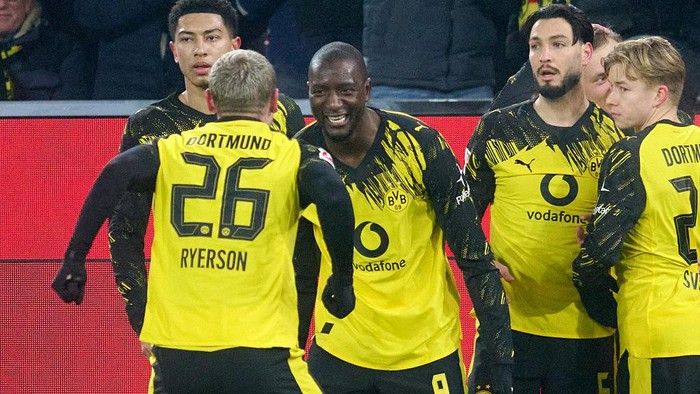 Guirassy (9) dan Ryerson (26) menjadi bintang kemenangan Dortmund dalam laga melawan Mainz.