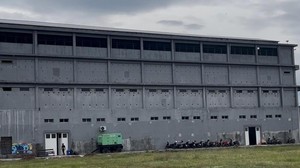 Edan, Dapur SPPG Ini Berada di Bawah Kandang Burung Walet